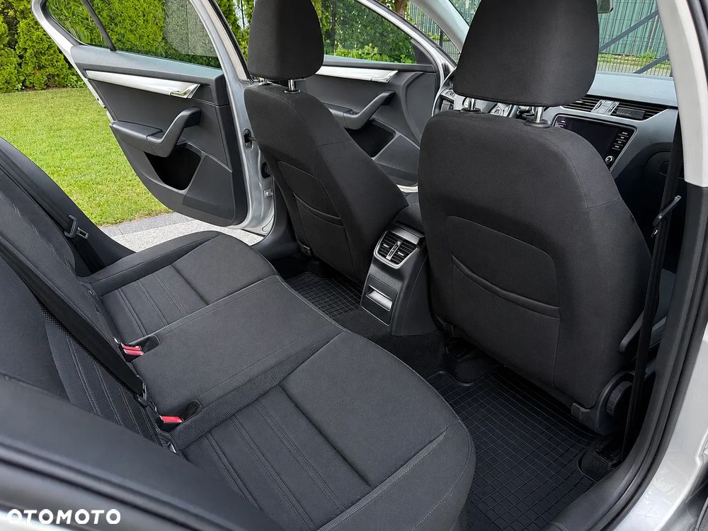 Skoda Octavia 1.6 TDI Ambition - 12
