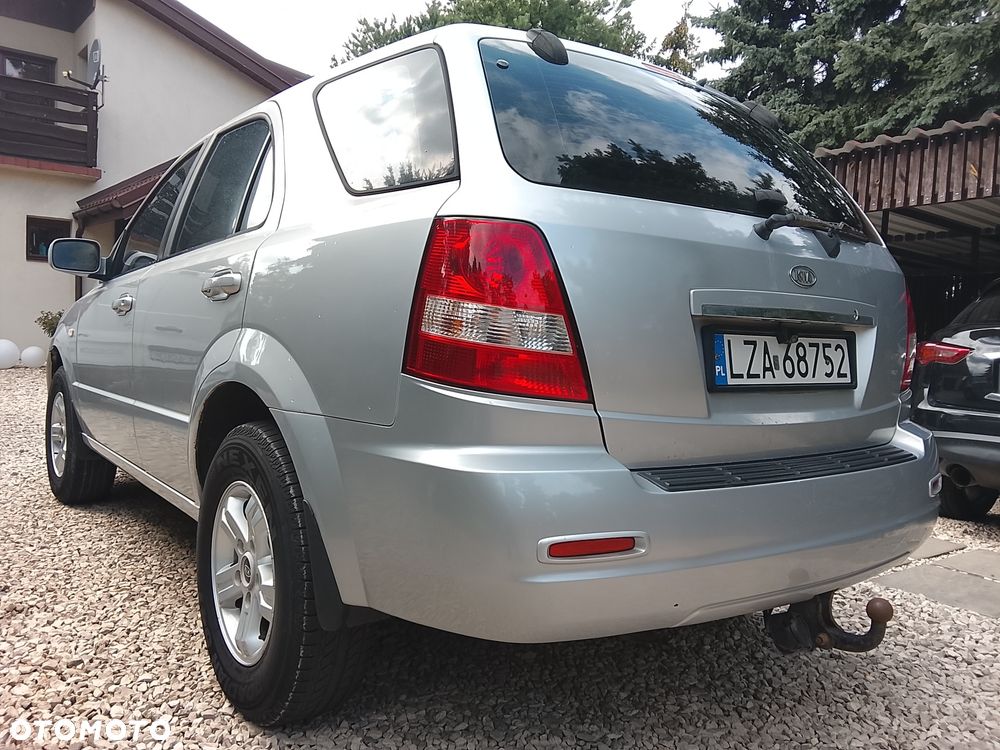 Kia Sorento - 4