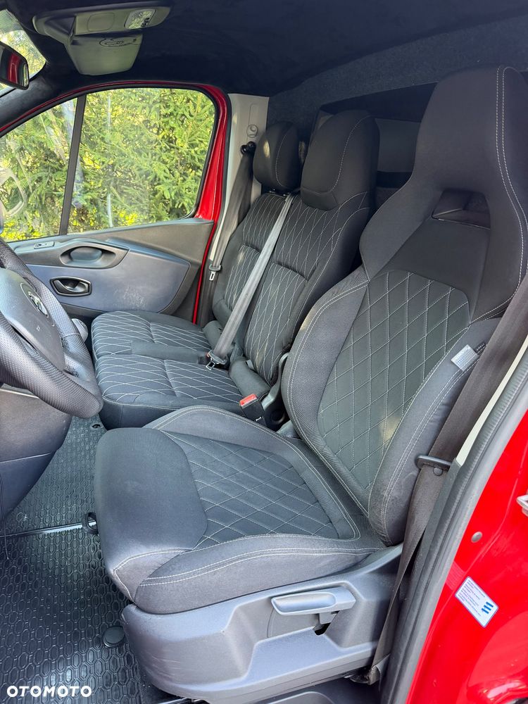 Opel Vivaro L2H1 2,9t Edition - 9