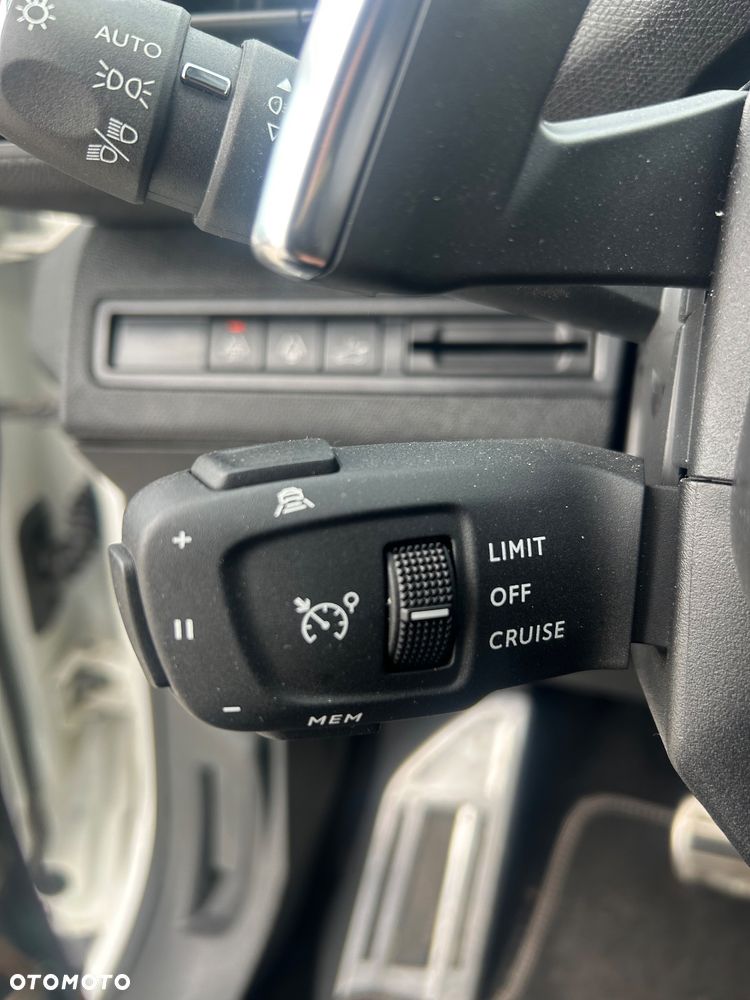 Peugeot 5008 2.0 BlueHDI GT S&S EAT8 - 16