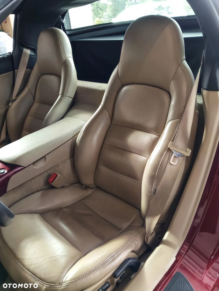 Chevrolet Corvette - 9