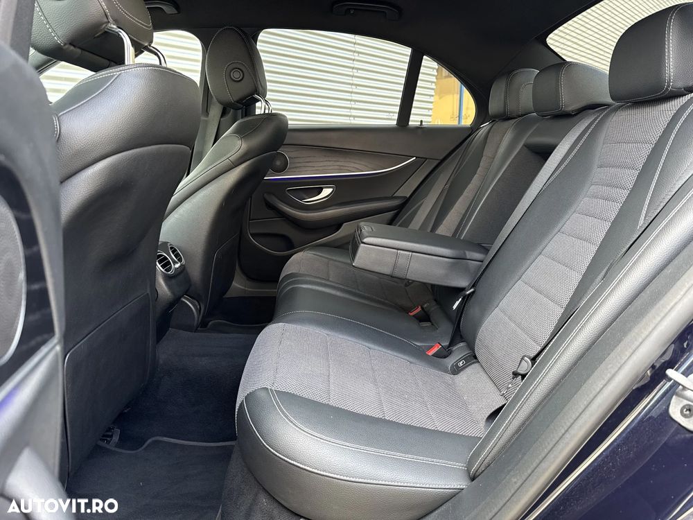 Mercedes-Benz E 220 d 4MATIC Aut. - 22