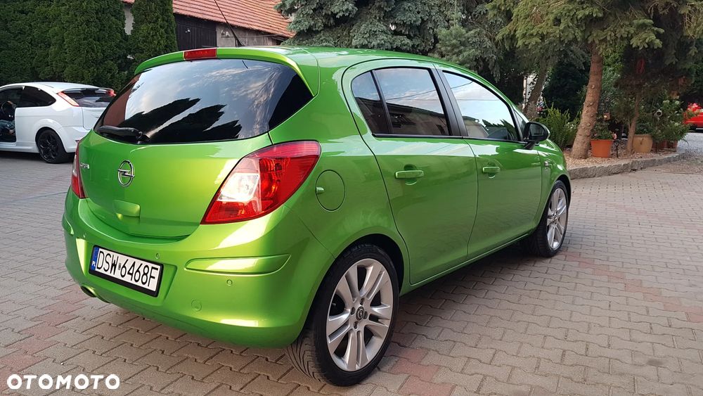 Opel Corsa 1.4 16V Enjoy - 14