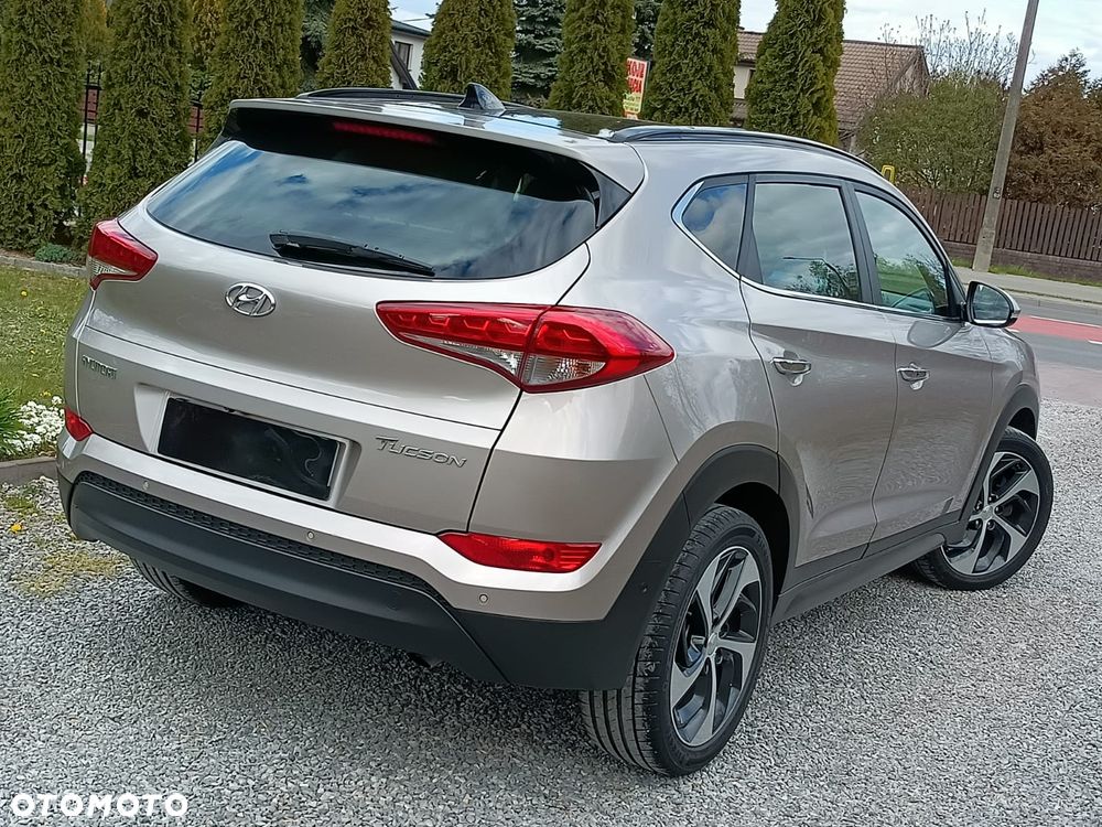 Hyundai Tucson blue 1.7 CRDi 2WD DCT Premium - 12
