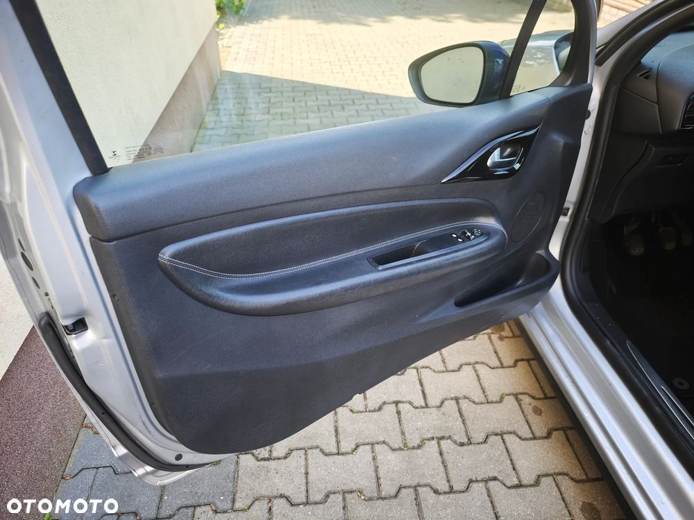 Citroën DS3 1.6 VTi SoChic - 29