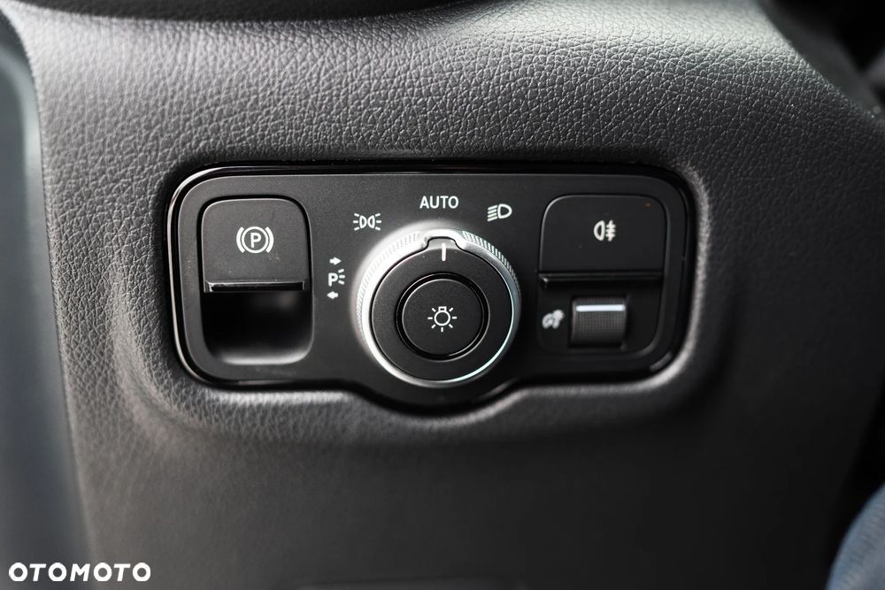 Mercedes-Benz Vito - 19
