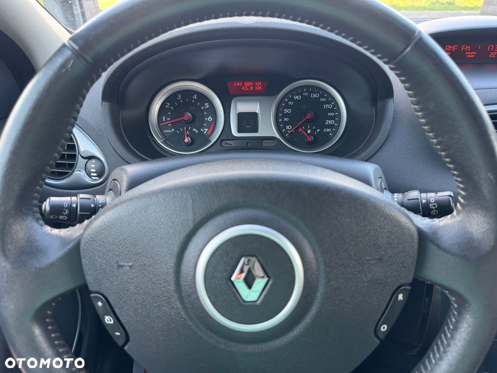 Renault Clio 1.6 16V Exception - 16
