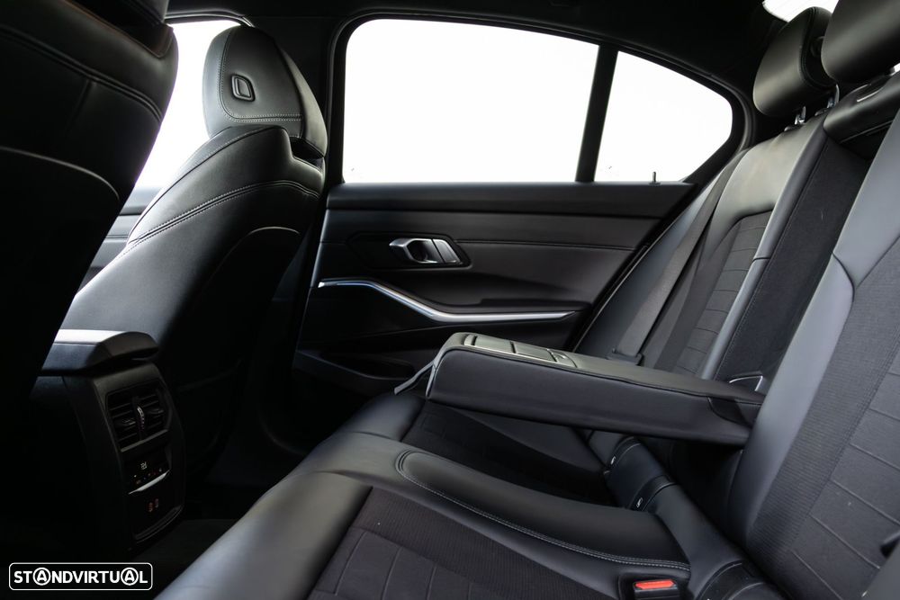BMW 320 e Line Sport Auto - 32