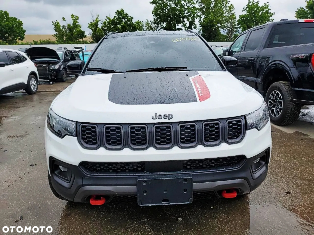 Jeep Compass - 5