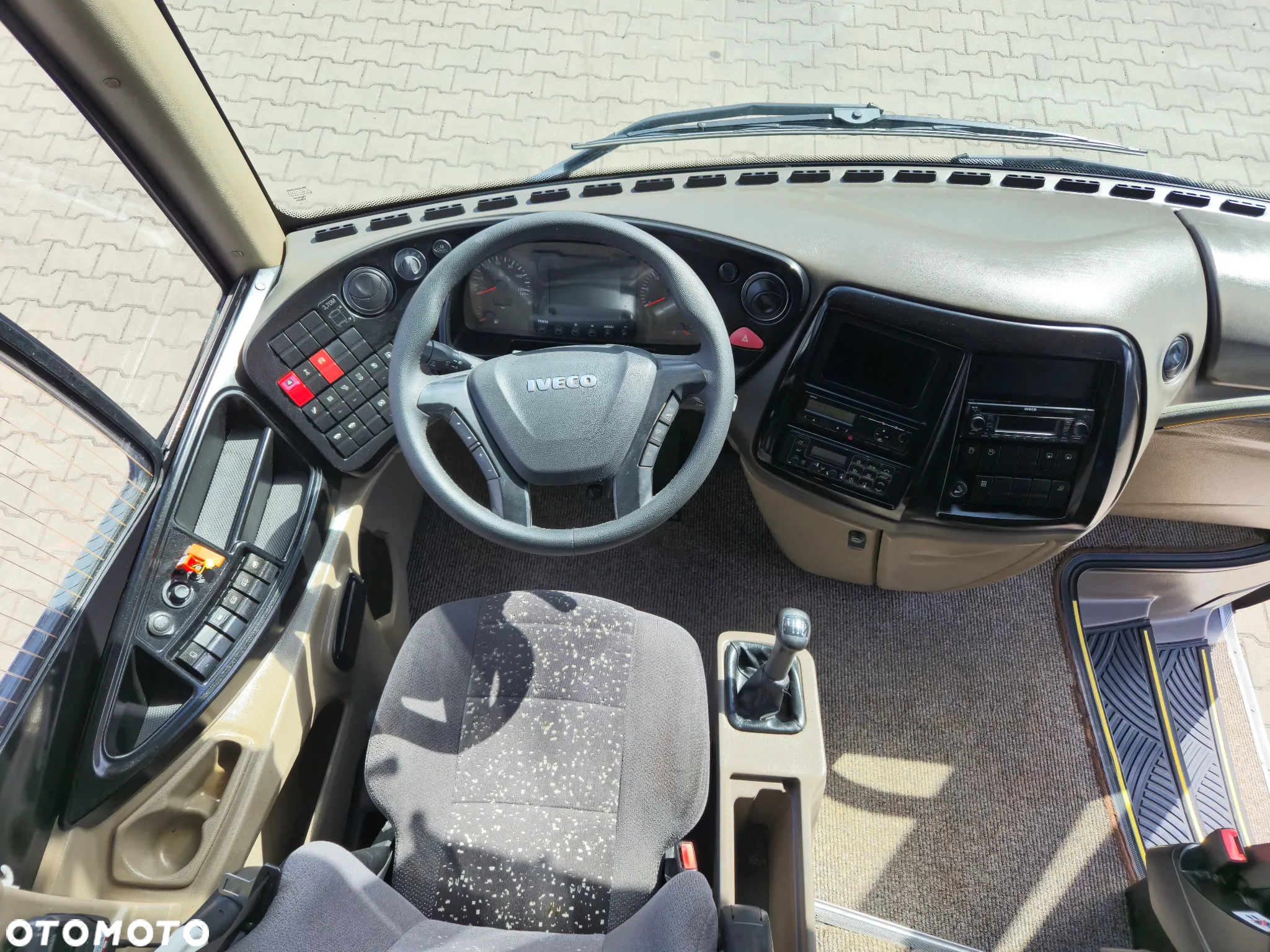 Iveco MAGELYS HD / SPROWADZONY / SPROWADZONY Z FRANCJI/ MANUAL/ PANORAMA DACH / EURO 6 - 35