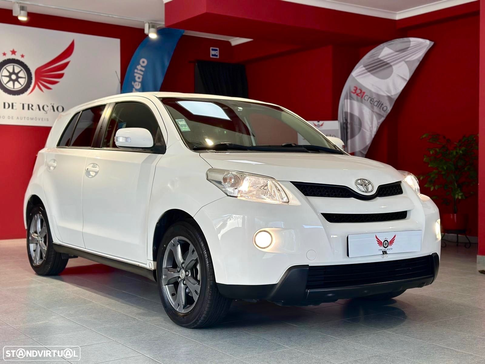 Toyota Urban Cruiser 1.33 VVT-i High Pack - 1