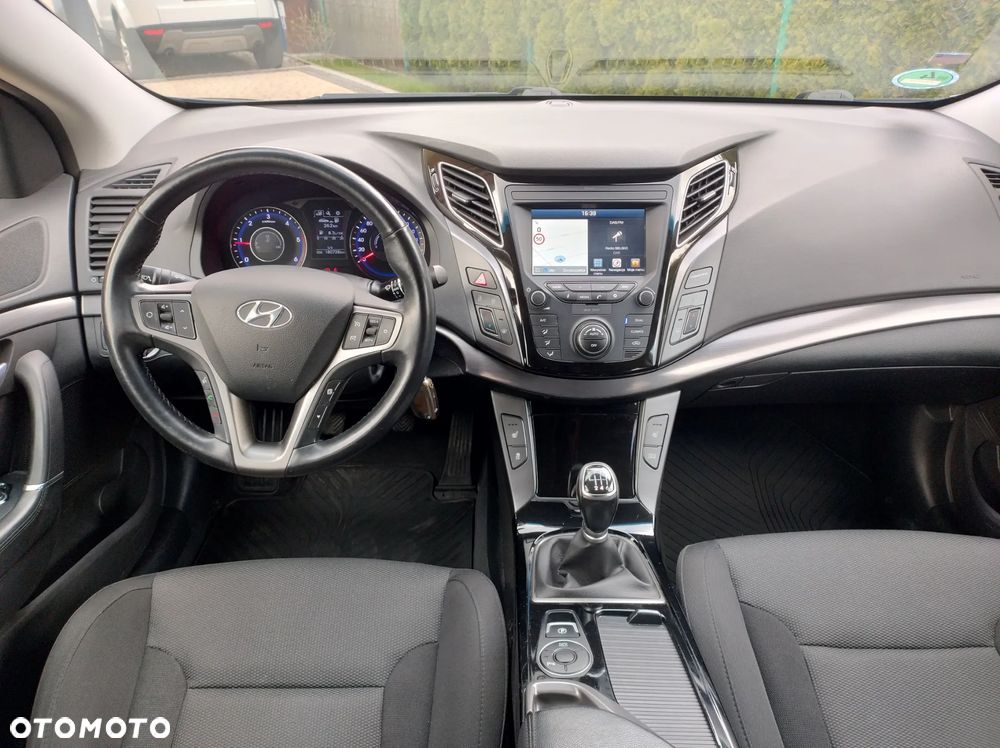 Hyundai i40 Kombi blue 1.7 CRDi Premium - 7
