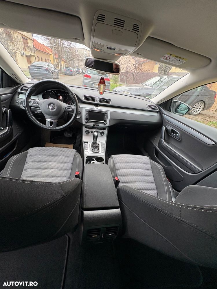 Volkswagen Passat CC - 9