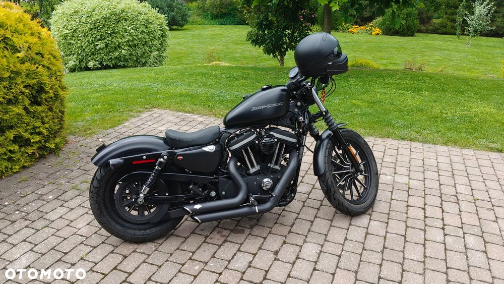 Harley-Davidson Sportster Iron 883 - 1