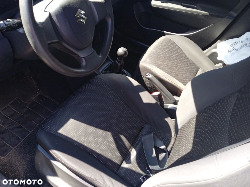 Suzuki Swift 1.2 Club - 20