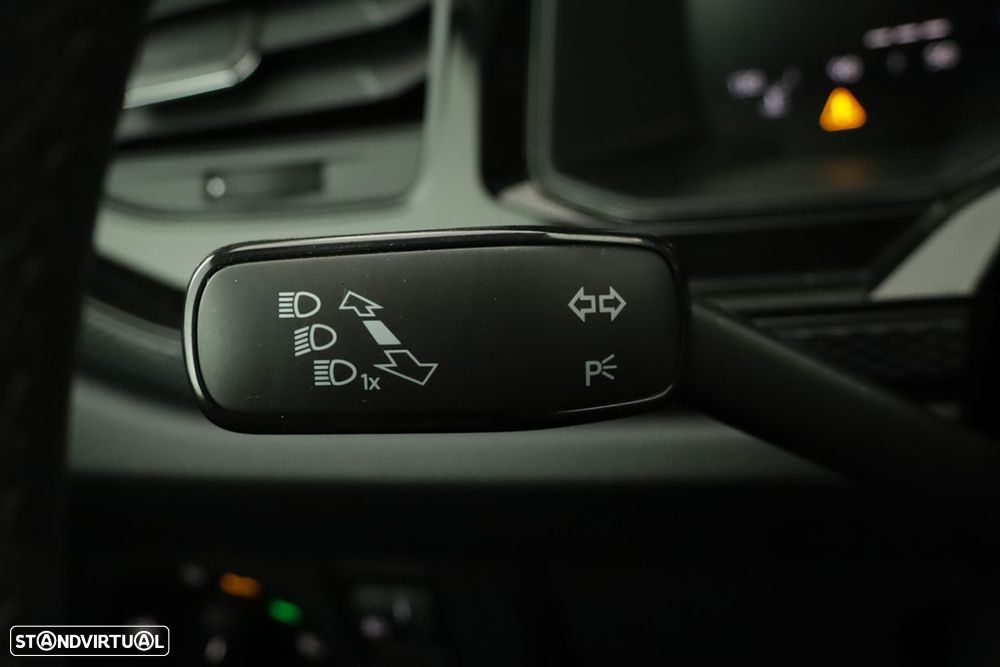 VW Taigo 1.0 TSI Urban DSG - 16