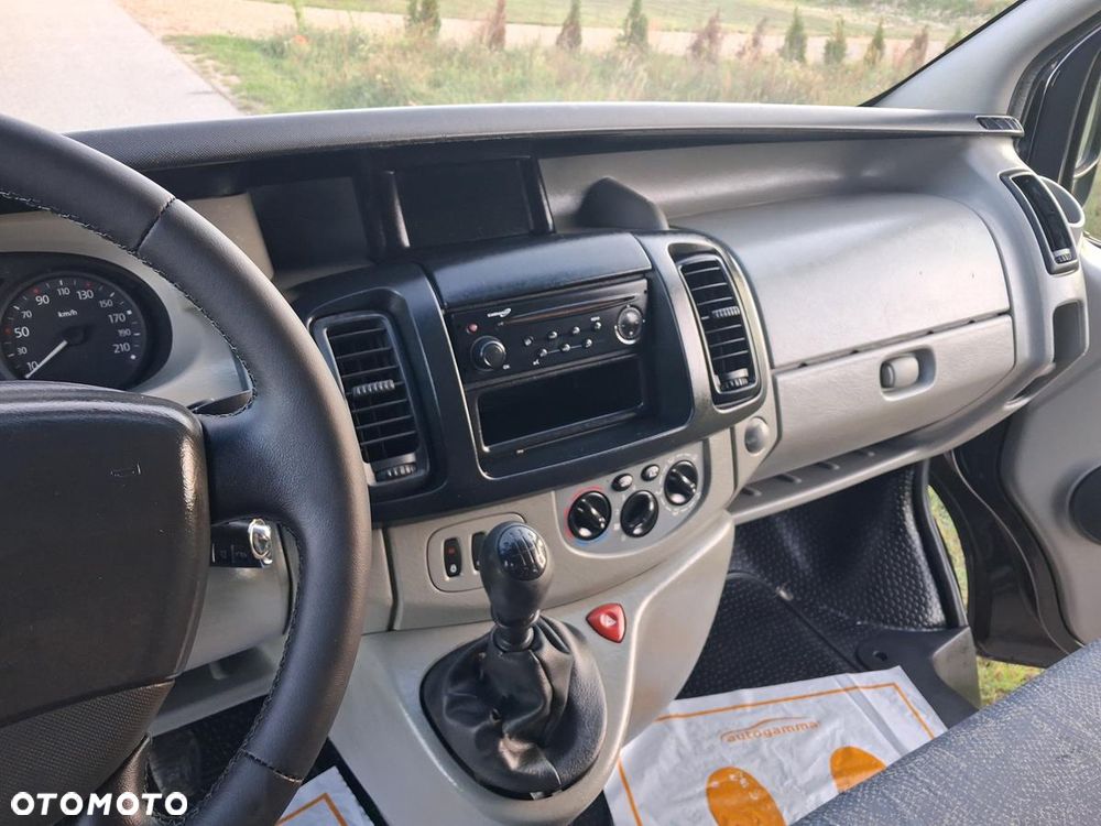 Renault Trafic - 18