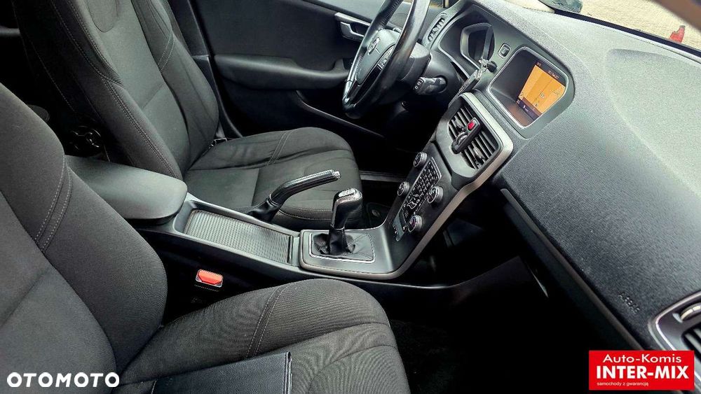 Volvo V40 - 41