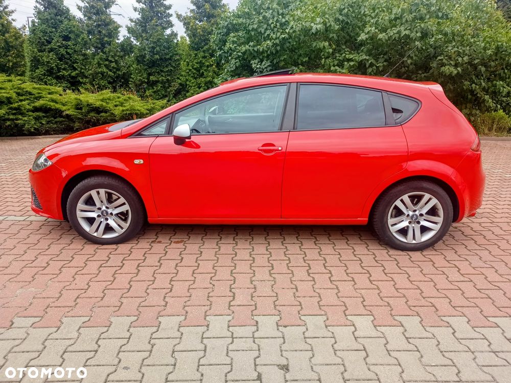 Seat Leon 2007 photo 2