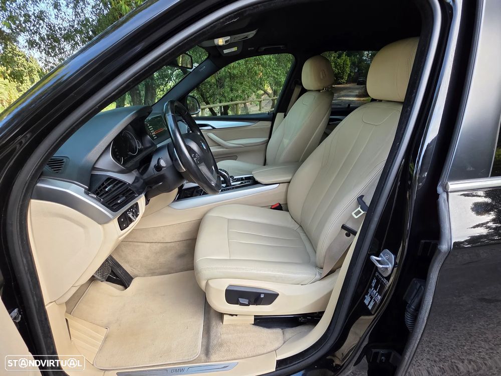 BMW X5 25 d sDrive Comfort 7L - 4