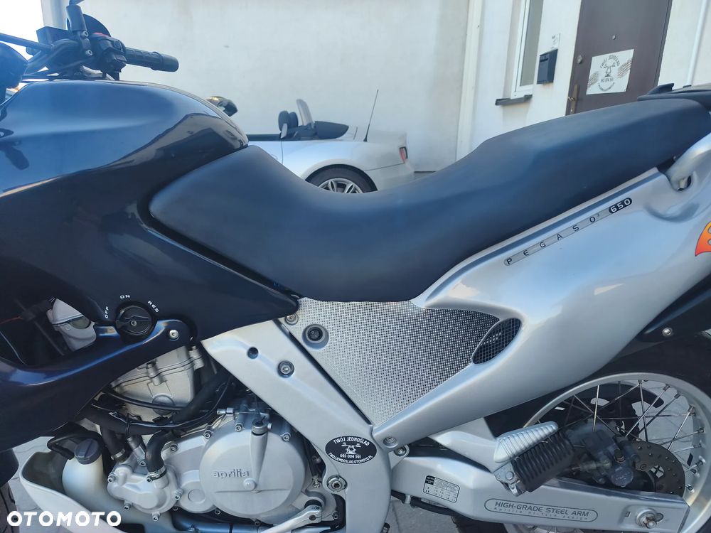 Aprilia Pegaso - 12