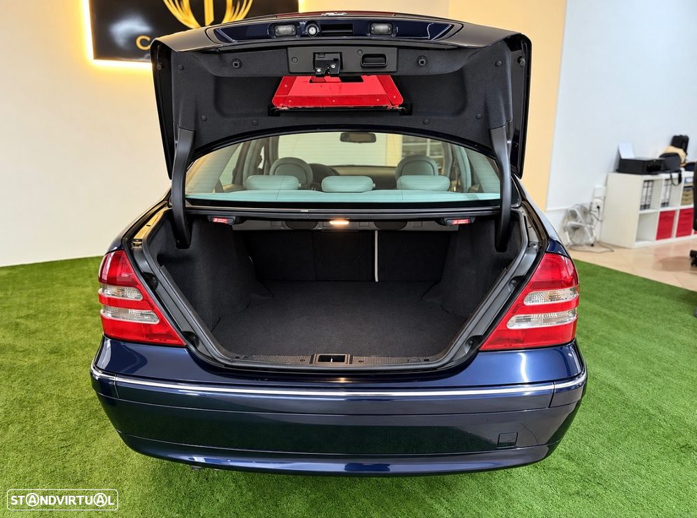Mercedes-Benz C 220 CDi Avantgarde - 24