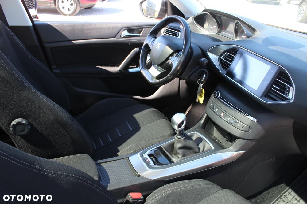Peugeot 308 2.0 HDi Allure - 23