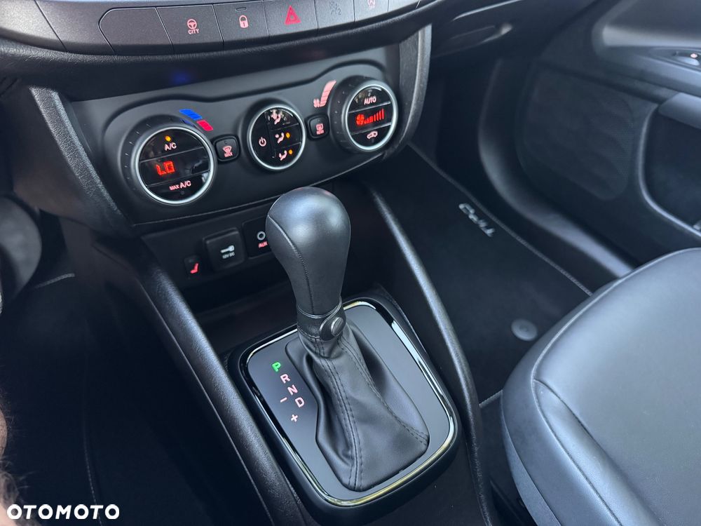 Fiat Tipo 1.6 MultiJet DCT Lounge - 33