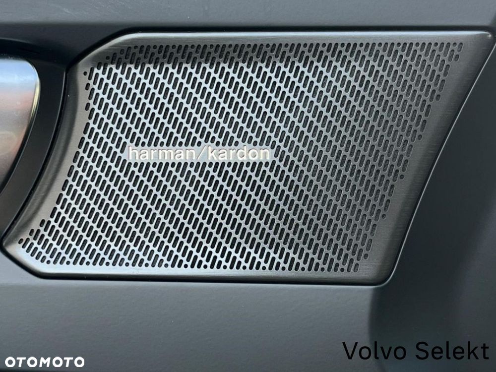 Volvo C40 - 30