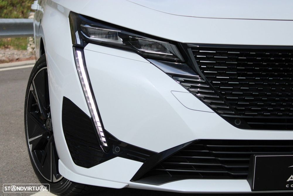 Peugeot e-308 58 kWh GT - 11