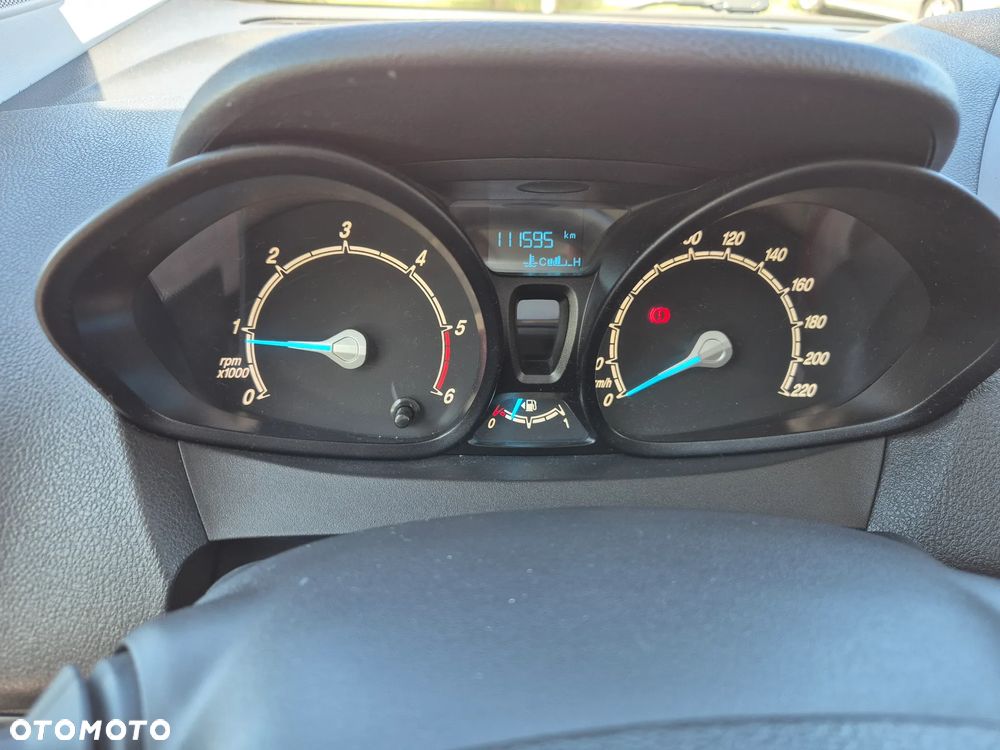 Ford Tourneo Courier 1.5 TDCi Sport - 27