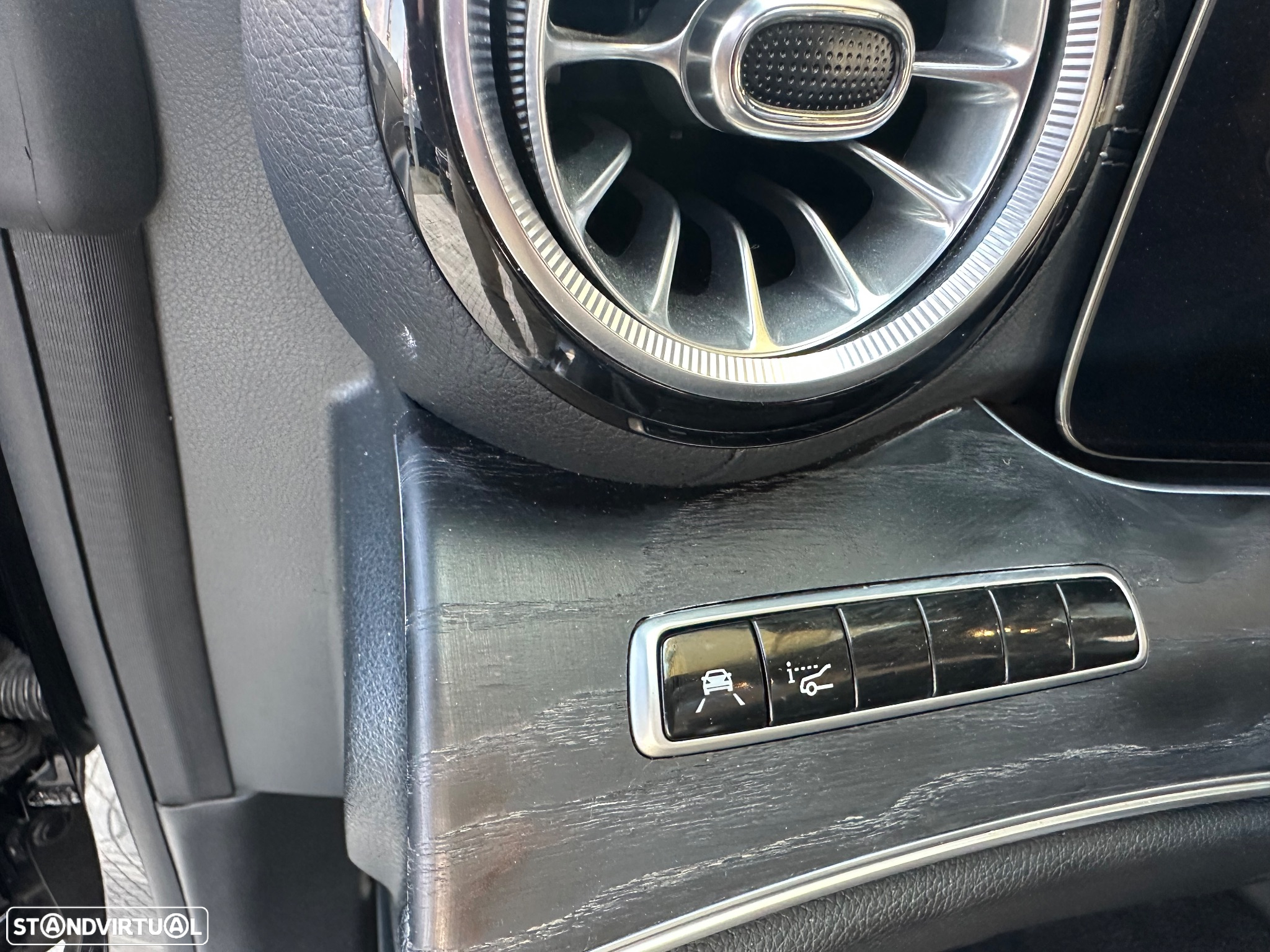 Mercedes-Benz E 220 d AMG Line - 16