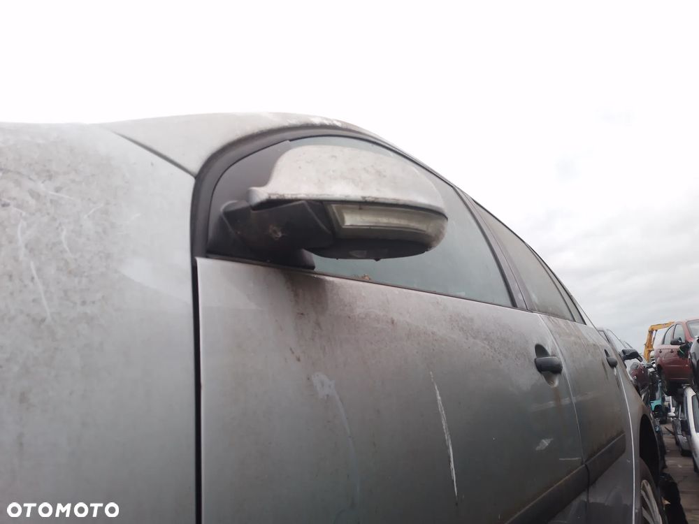 VW GOLF V 1.9 TDI BKC   RADIO ORYGINALNE - 16