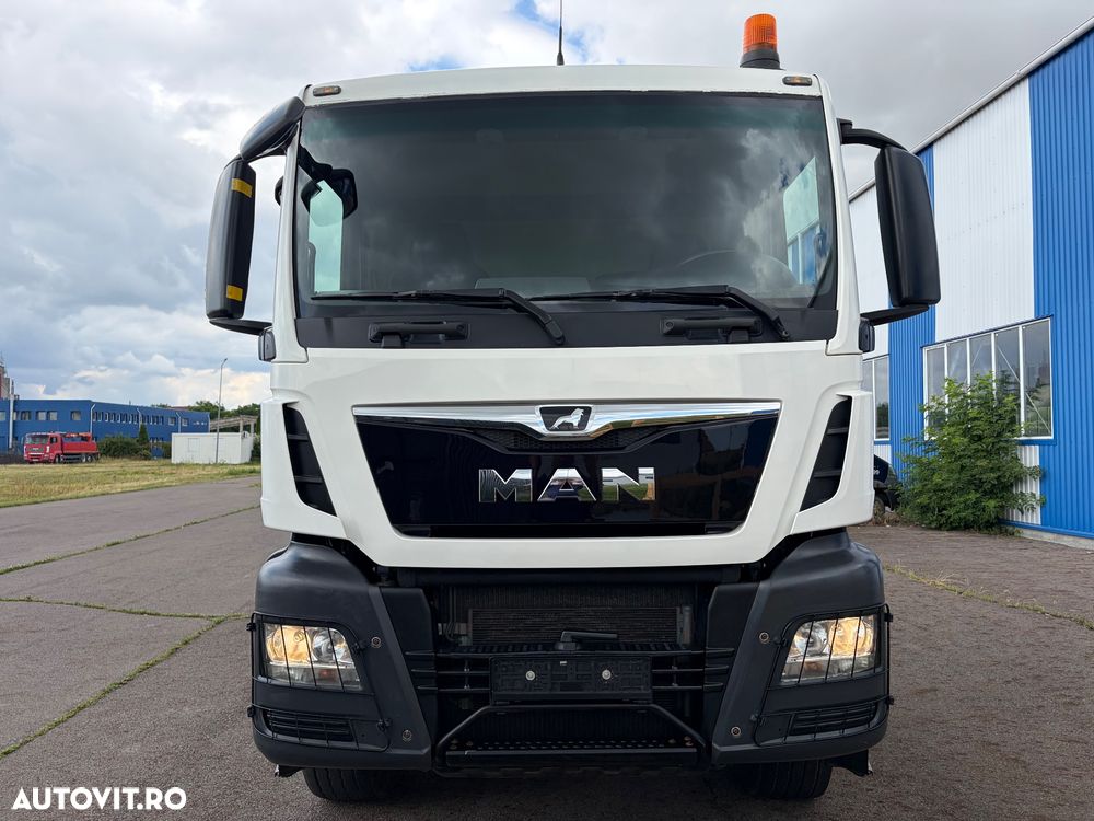 MAN TGS 33.420 Cap tractor 6x6 (cardan), macara Hiab 10 tone - 3