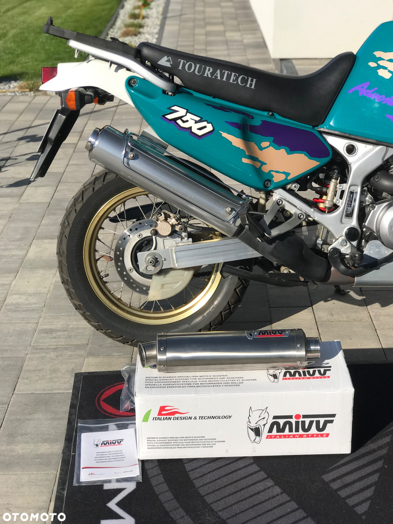 Honda XRV - 17