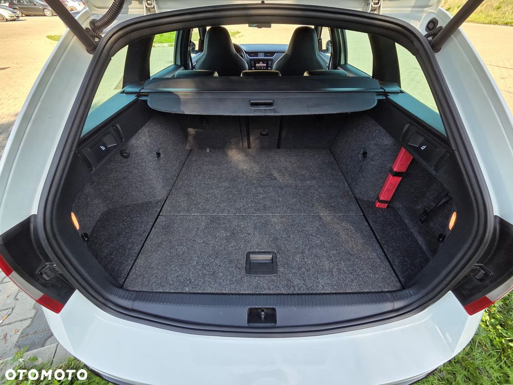 Skoda Octavia 2.0 TSI RS 230 - 27
