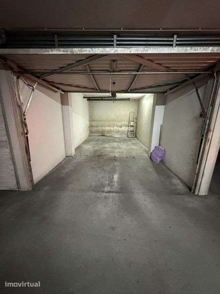 Alugo t1 com garagem - Grande imagem: 3/12