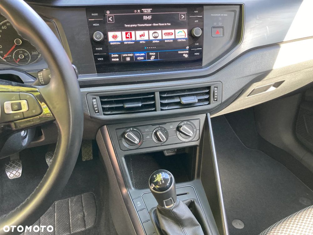 Volkswagen Polo - 14