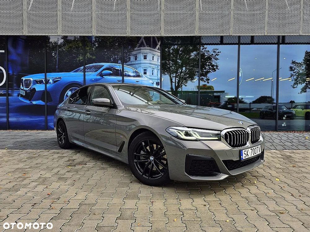 BMW Seria 5 520d xDrive - 1