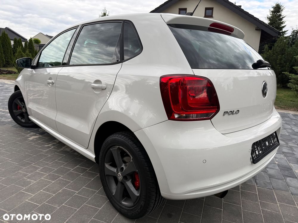 Volkswagen Polo 1.4 16V Highline - 28