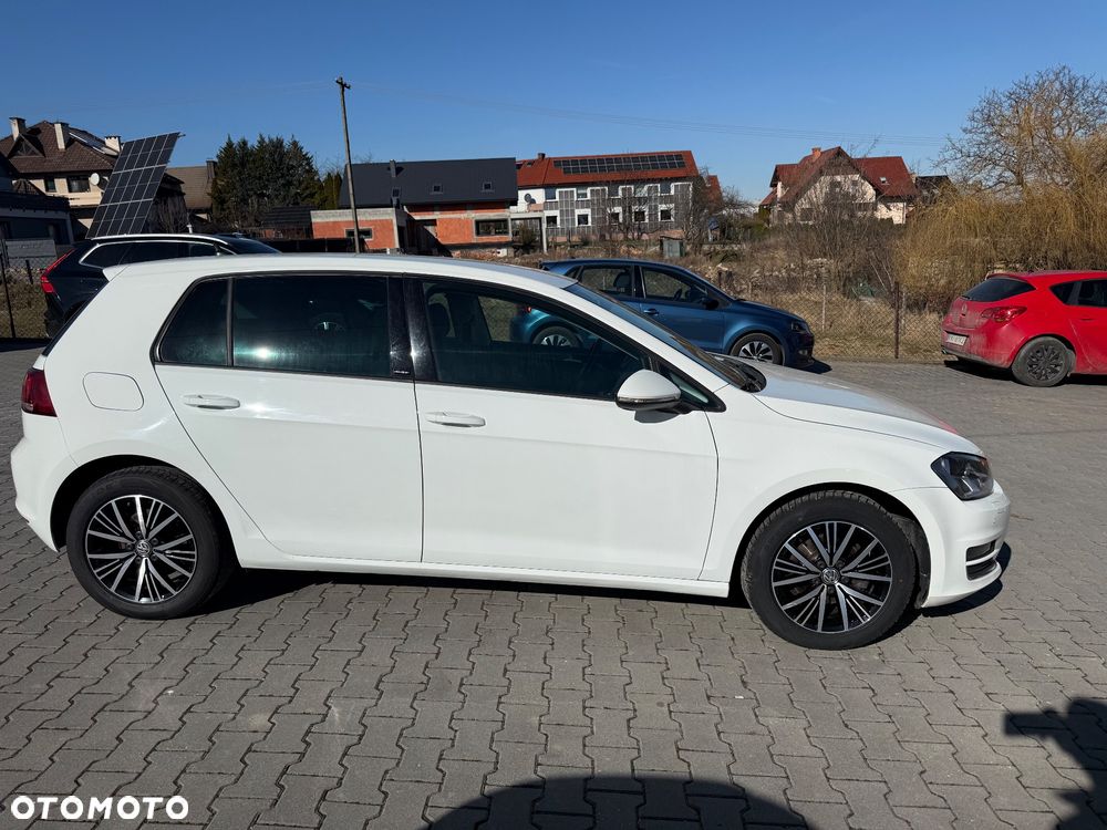 Volkswagen Golf 1.2 TSI BMT Start - 4