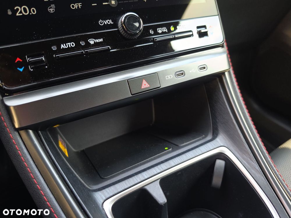 Lexus LBX 1.5 Hybrid Emotion - 17