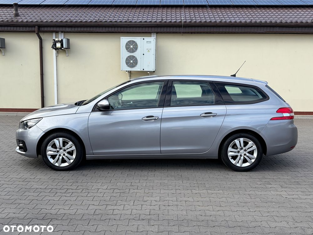 Peugeot 308 2019 photo 5