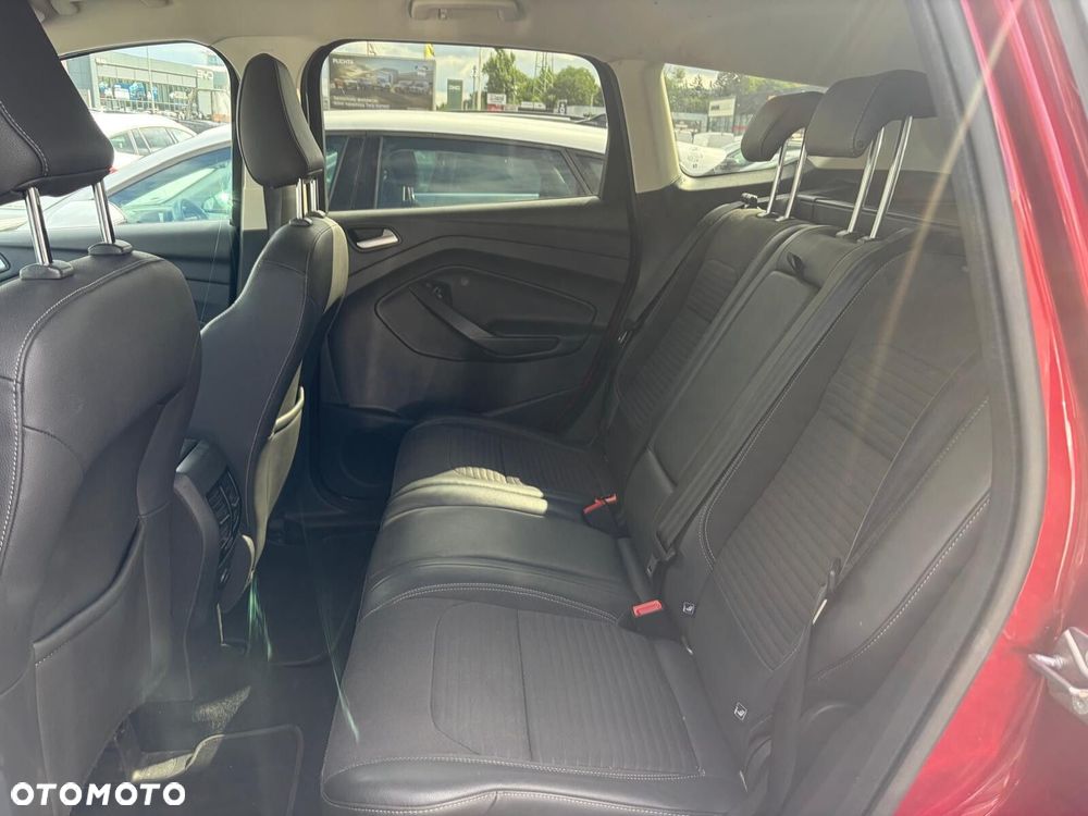 Ford Kuga - 8