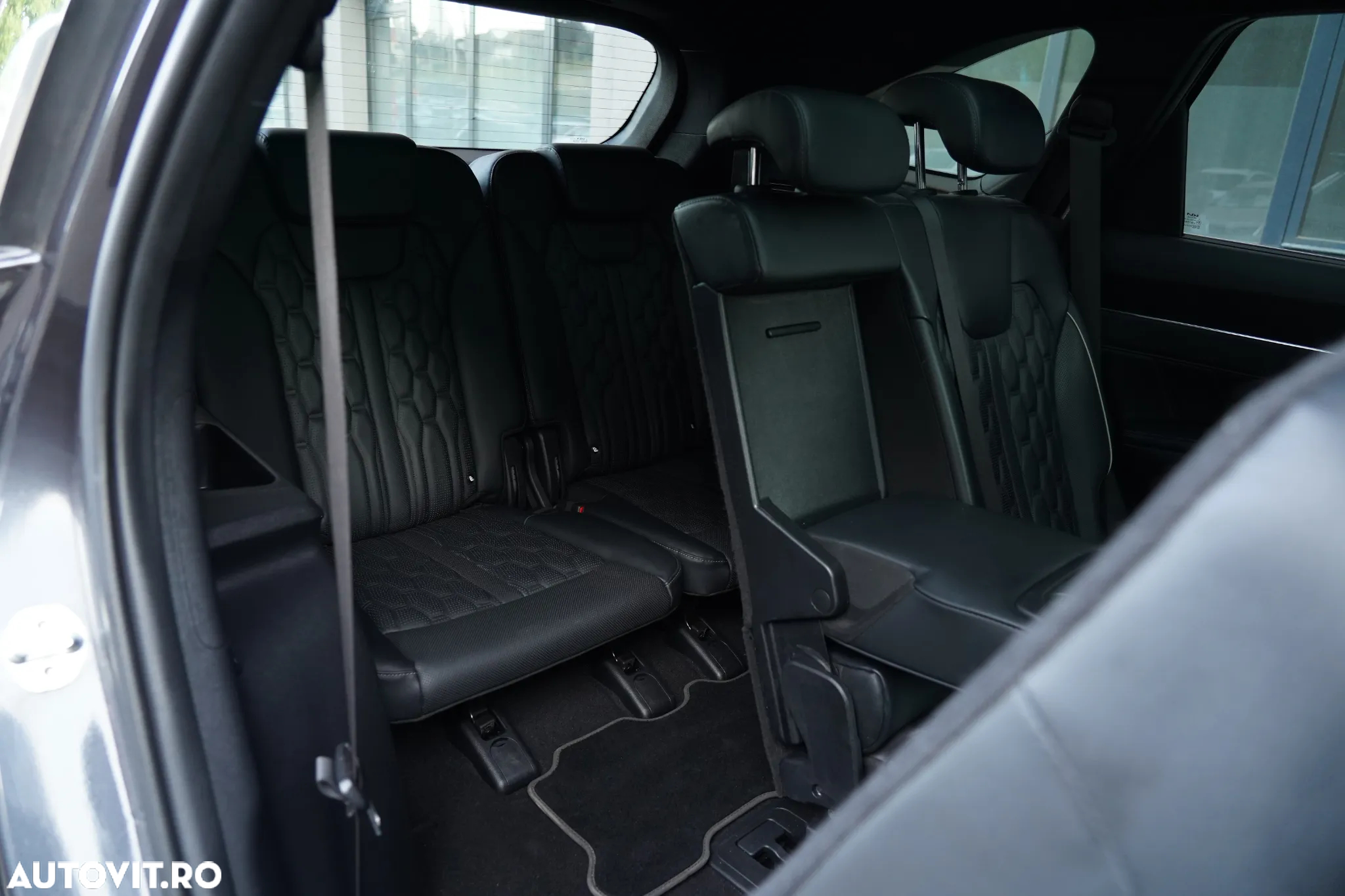 Kia Sorento 1.6 T-GDI PHEV 6AT 4x4 7P Premium+ - 11
