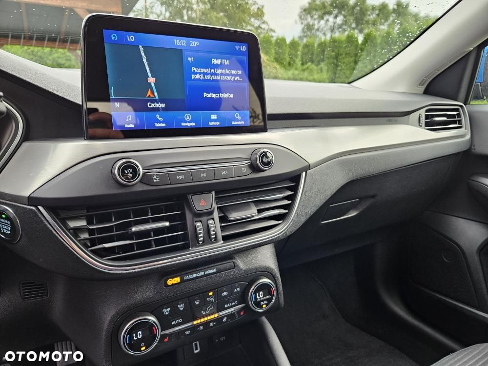 Ford Focus - 32