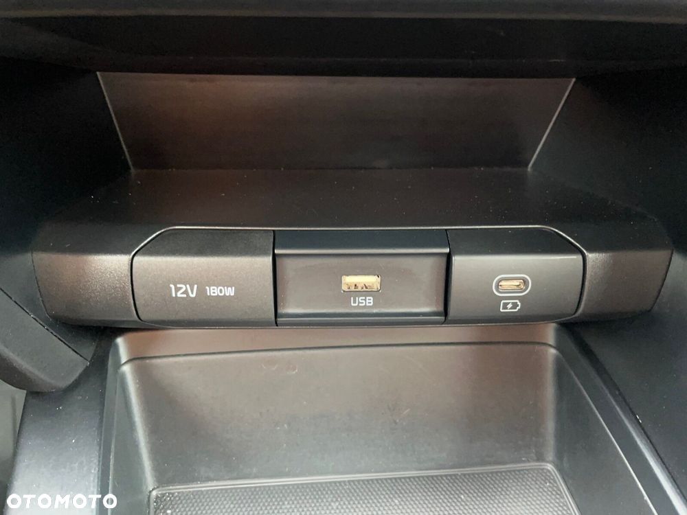 Kia Ceed 1.5 T-GDI S - 28