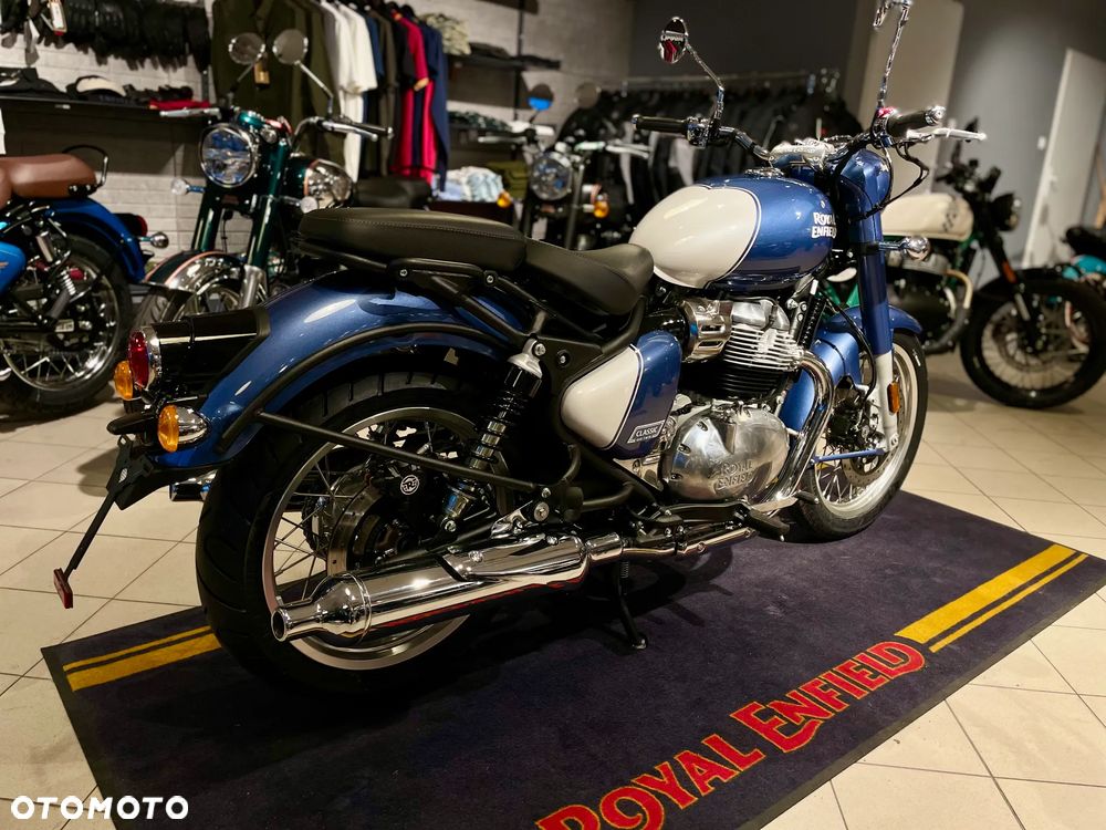 Royal Enfield Classic - 2