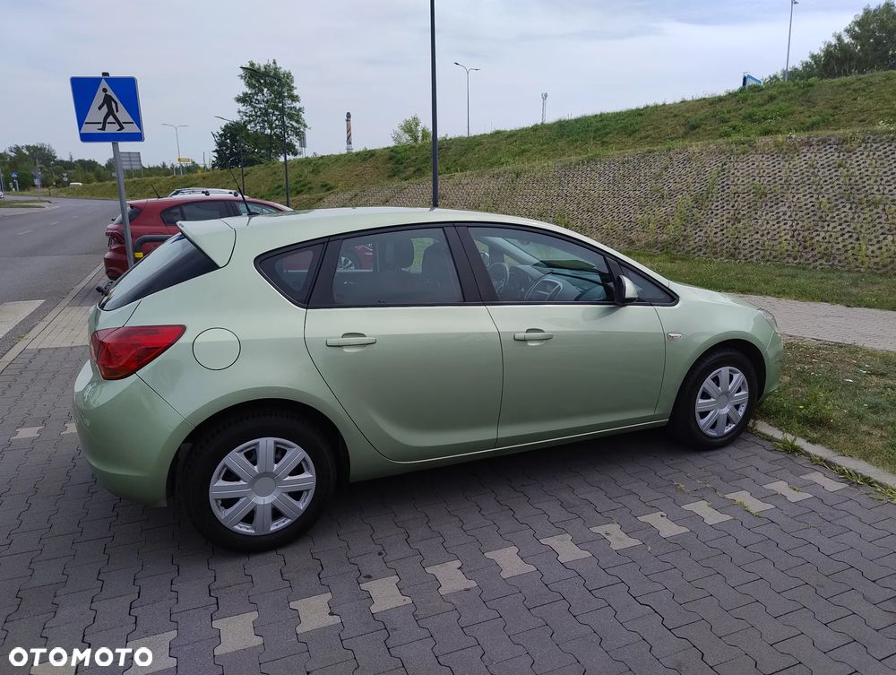 Opel Astra 1.4 Innovation - 5