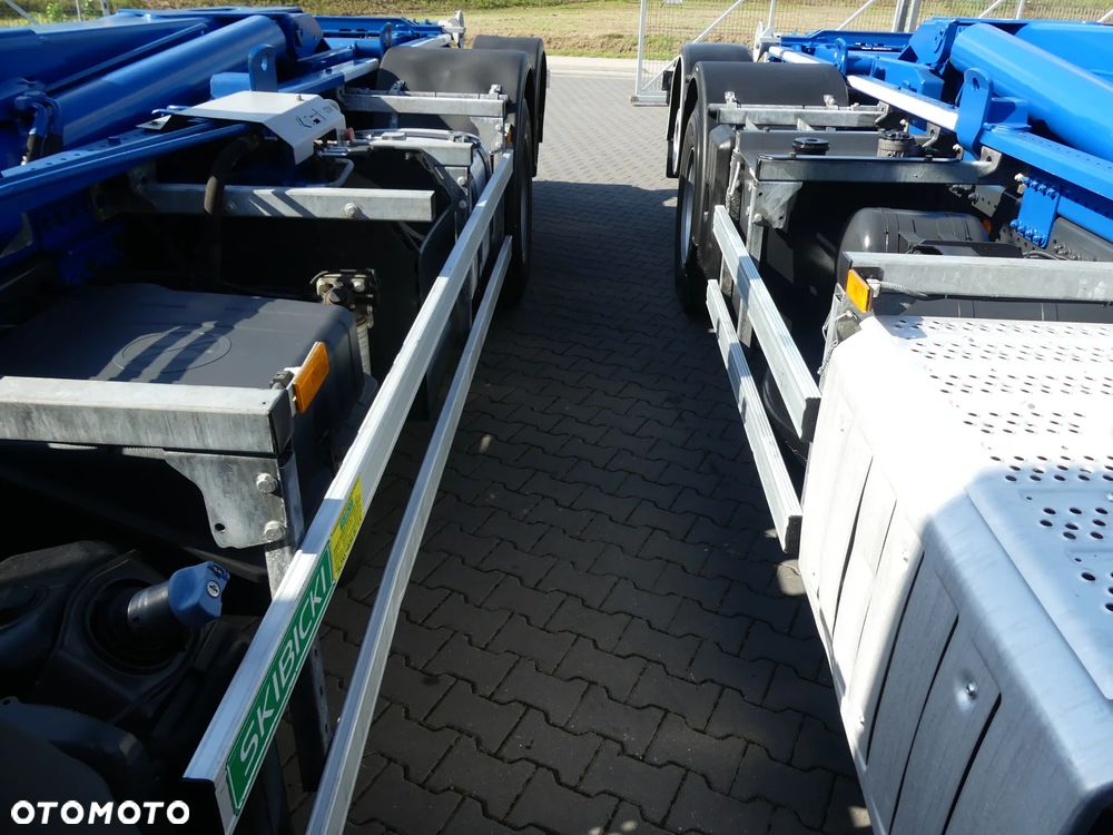 Mercedes-Benz ANTOS 2540 / 6x2 / HAKOWIEC 20t / EURO 6 / - 19